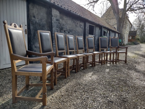 Robert Thompson 'Mouseman' 8 Harlequin Chairs